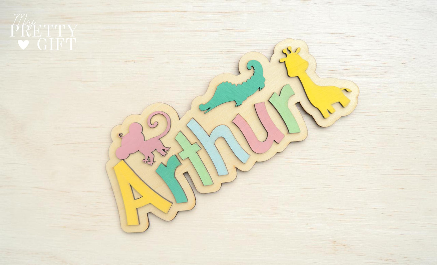 Personalised wooden name plaque for kids bedrooms or nursery rooms, featuring a lovely animal  theme. Customised with your child’s name, with the name  Available in different colour options and ideal as a baby shower, birthday, or nursery gift.